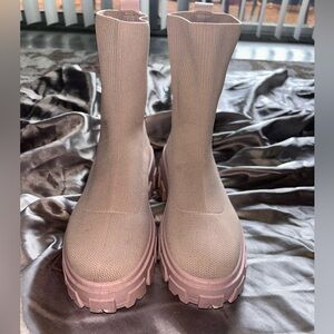 Pink knit boots